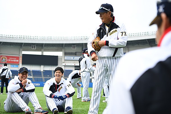 合宿3日目、大谷がシート打撃で痛烈3塁打 守備陣も様々な組み合わせを