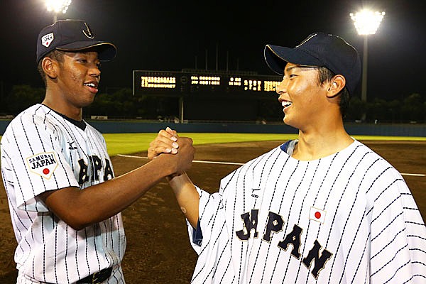 侍ジャパンu 18日本代表 打線爆発で大量14得点 上野好投で初戦コールド発進 U 18 試合レポート 野球日本代表 侍ジャパンオフィシャルサイト