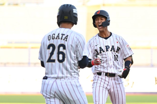 最高殊勲選手賞を獲得した松下歩叶(法政大)