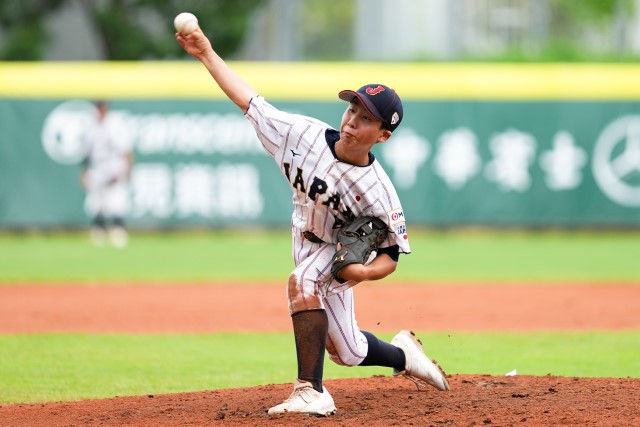 最終回のマウンドに上がった福山恒成(多摩リトルリーグ稲城)