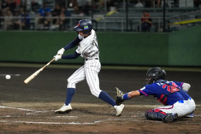 2点タイムリーを放った藤森海斗(明徳義塾)
