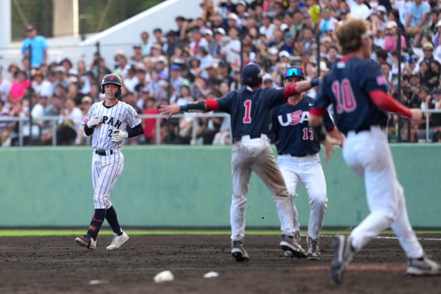 決勝戦でアメリカに敗れ大会連覇はならなかった