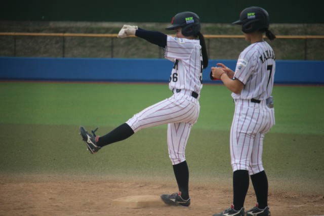 タイムリーを放った小川舞(新潟医療福祉大)