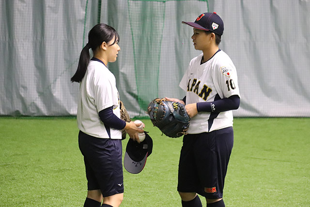 平山楓梨(仙台大)と山本一花(大阪体育大)