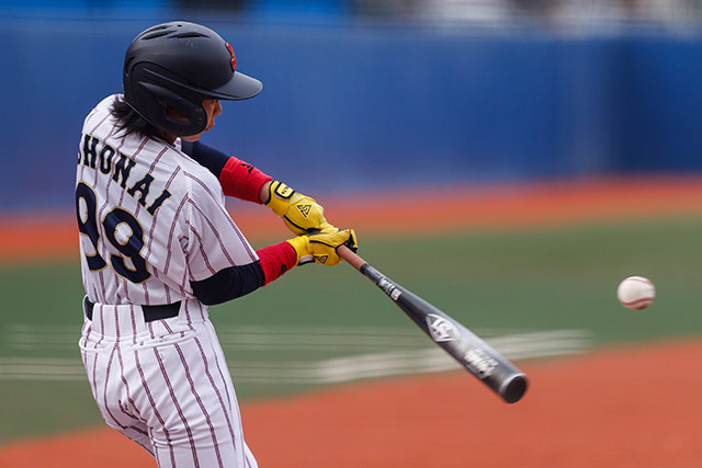 生内アンジェリカ幸(IPU環太平洋大)のタイムリー二塁打で先制