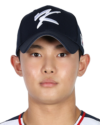 KIM YOUNG WOO